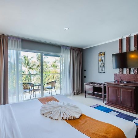 Time Out Hotel Patong Dış mekan fotoğraf