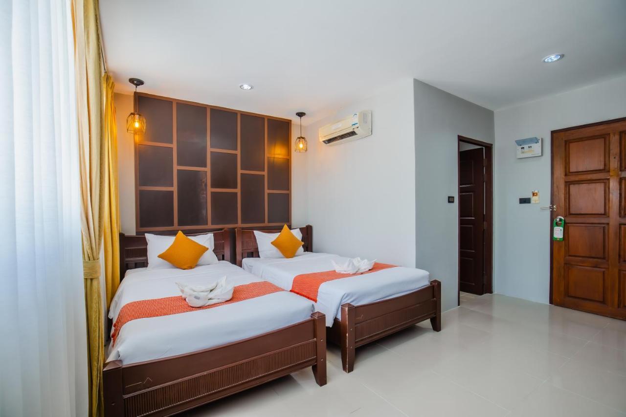 Time Out Hotel Patong Dış mekan fotoğraf