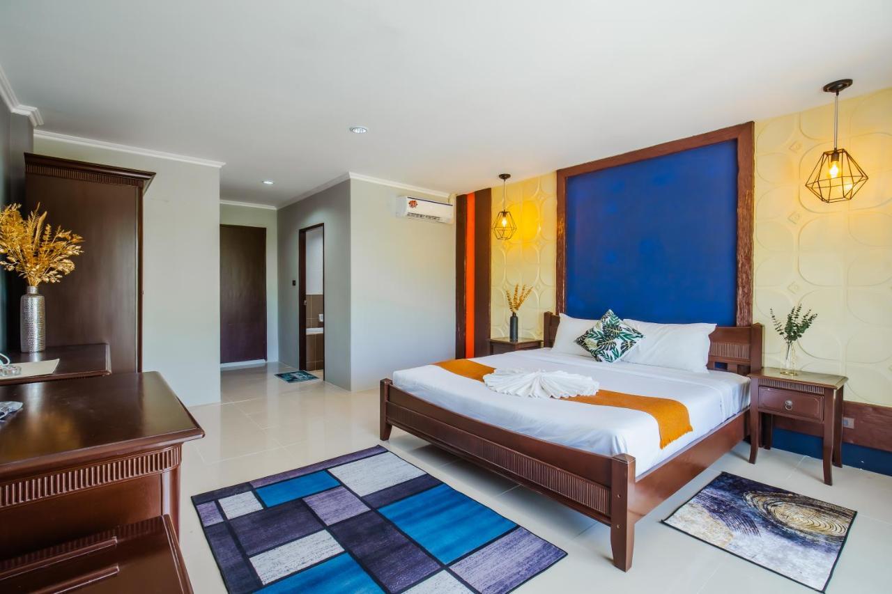 Time Out Hotel Patong Dış mekan fotoğraf