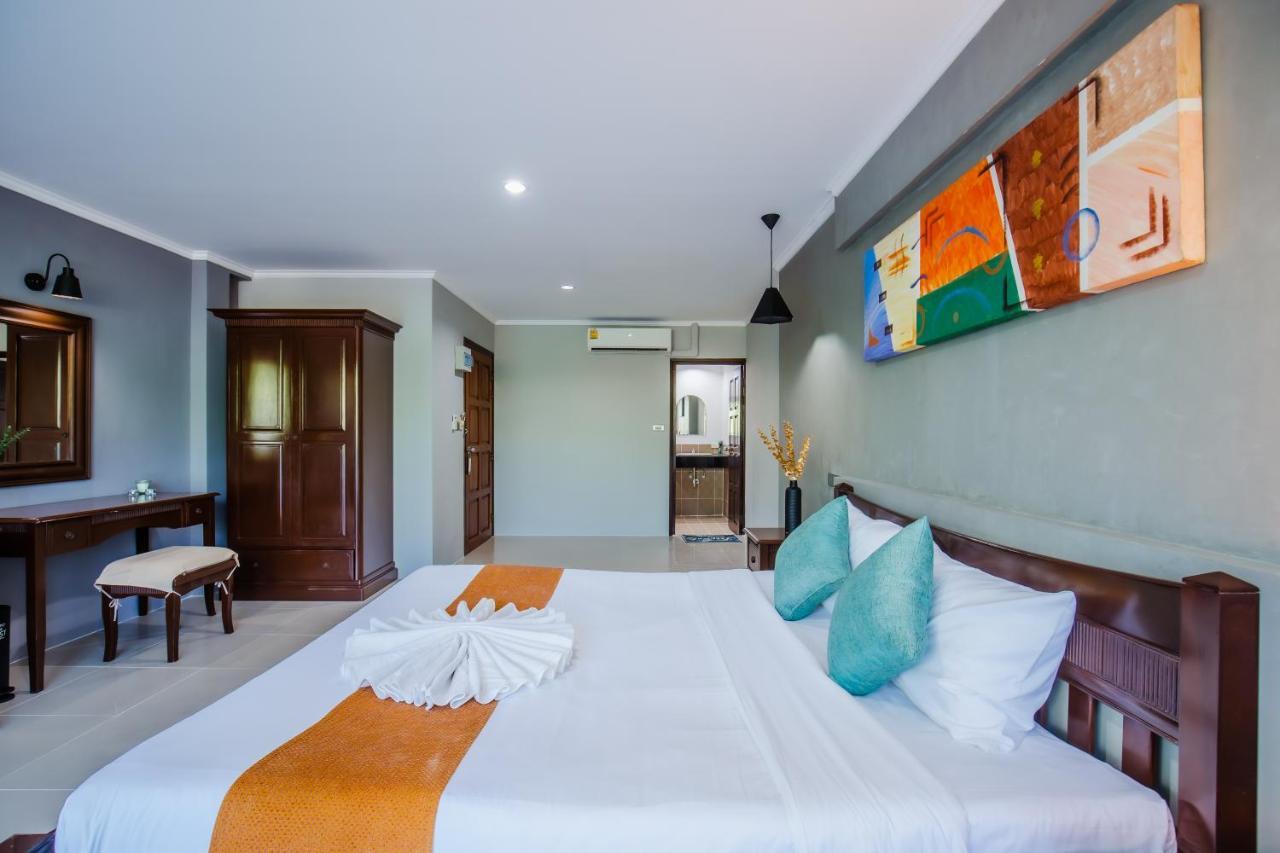 Time Out Hotel Patong Dış mekan fotoğraf